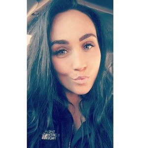 Meet your Posher, Chelsi